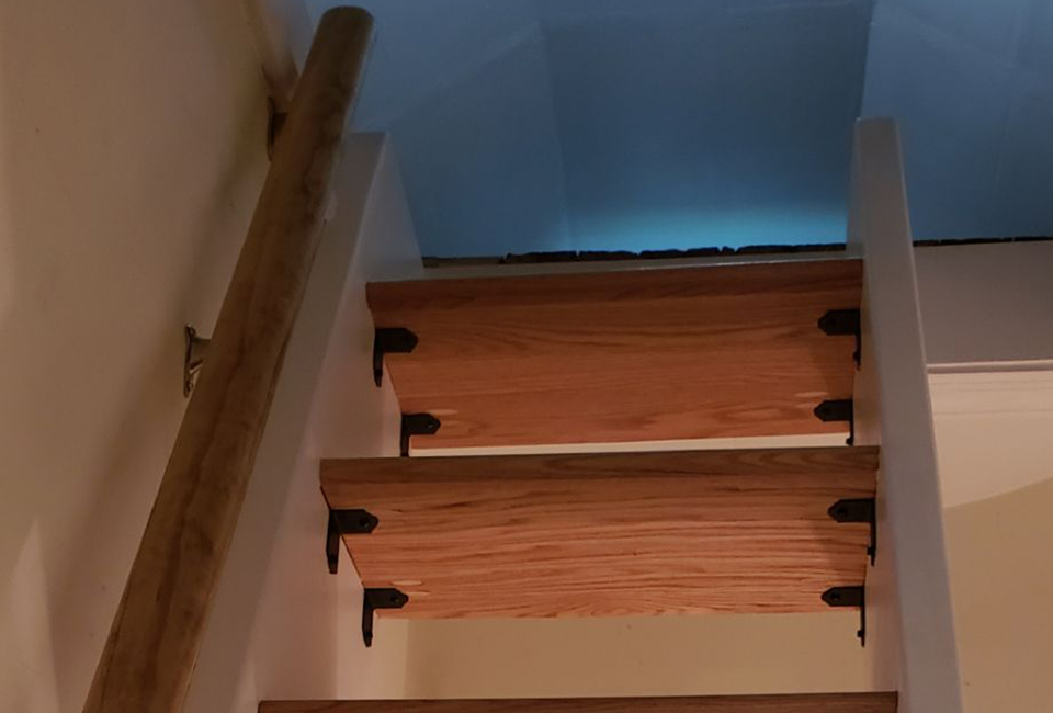 attic-stairs4